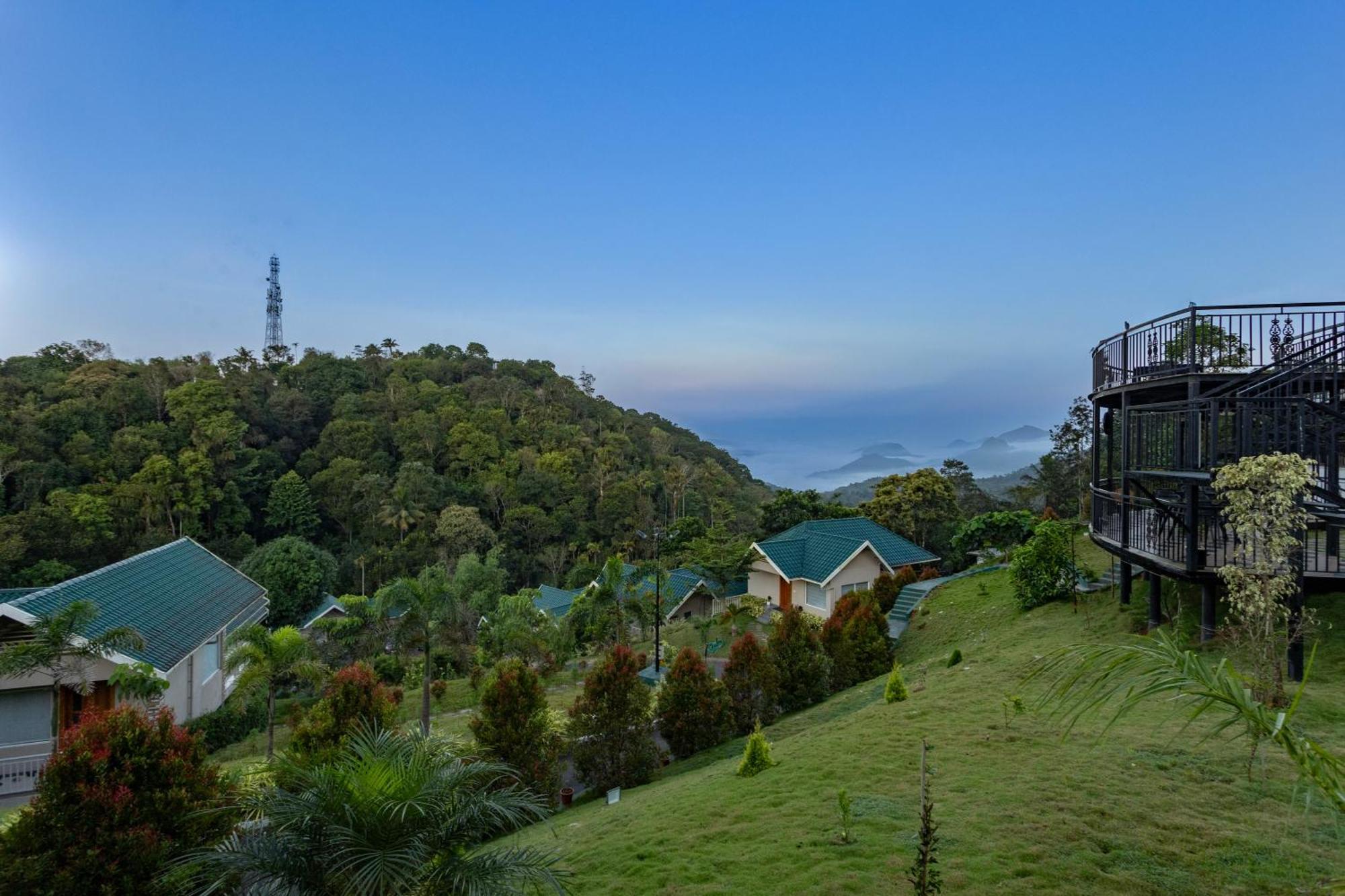 Hotel Aveda Munnar Mountains And Mist Esterno foto